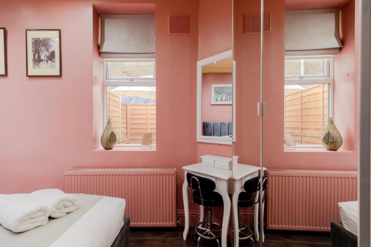 Central Stylish 2-Bed Apartment In London Eksteriør billede