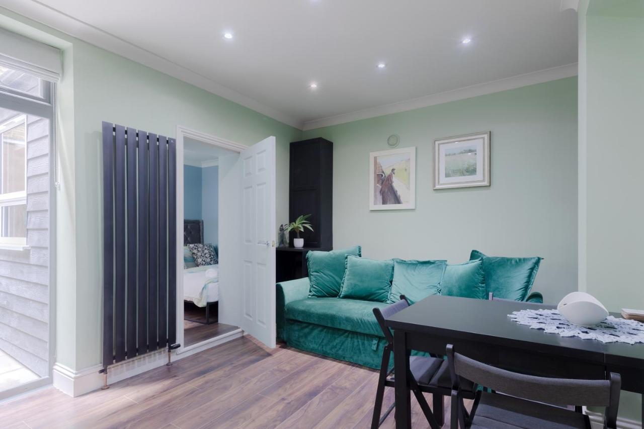 Central Stylish 2-Bed Apartment In London Eksteriør billede