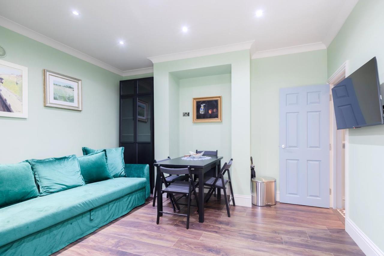 Central Stylish 2-Bed Apartment In London Eksteriør billede