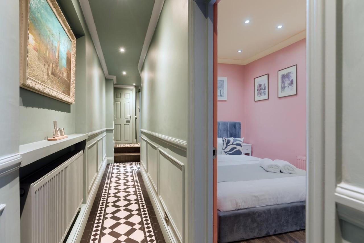 Central Stylish 2-Bed Apartment In London Eksteriør billede